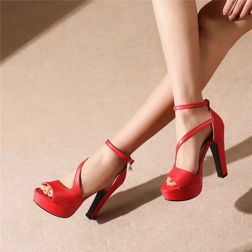 Plus Size Women Platform Sanda - огляд і ціна Crossfit Lady